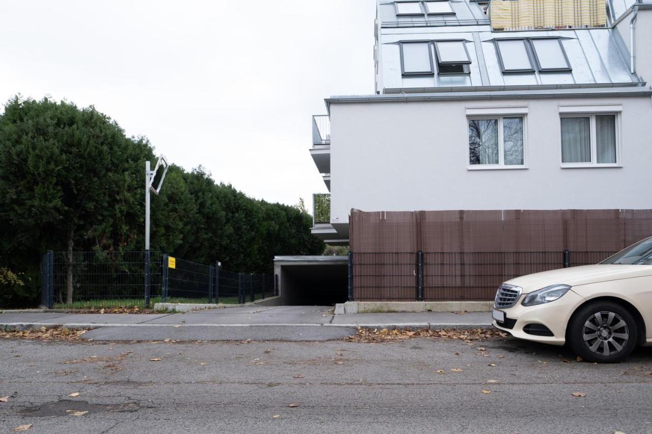 Modern Apartment With Garden Near City Center Wenen Buitenkant foto
